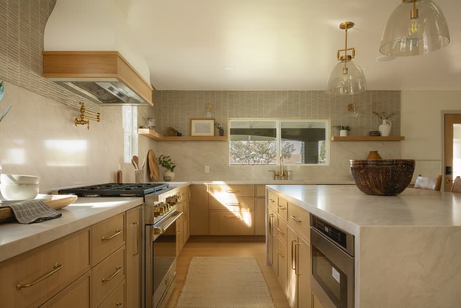 Kitchen in pale oak